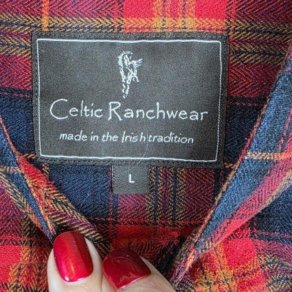 Celtic Ranchwear Shirt Mens L Red Navy Plaid Grandfather Long Sleeve Relaxed Fit - Picture 3 of 7